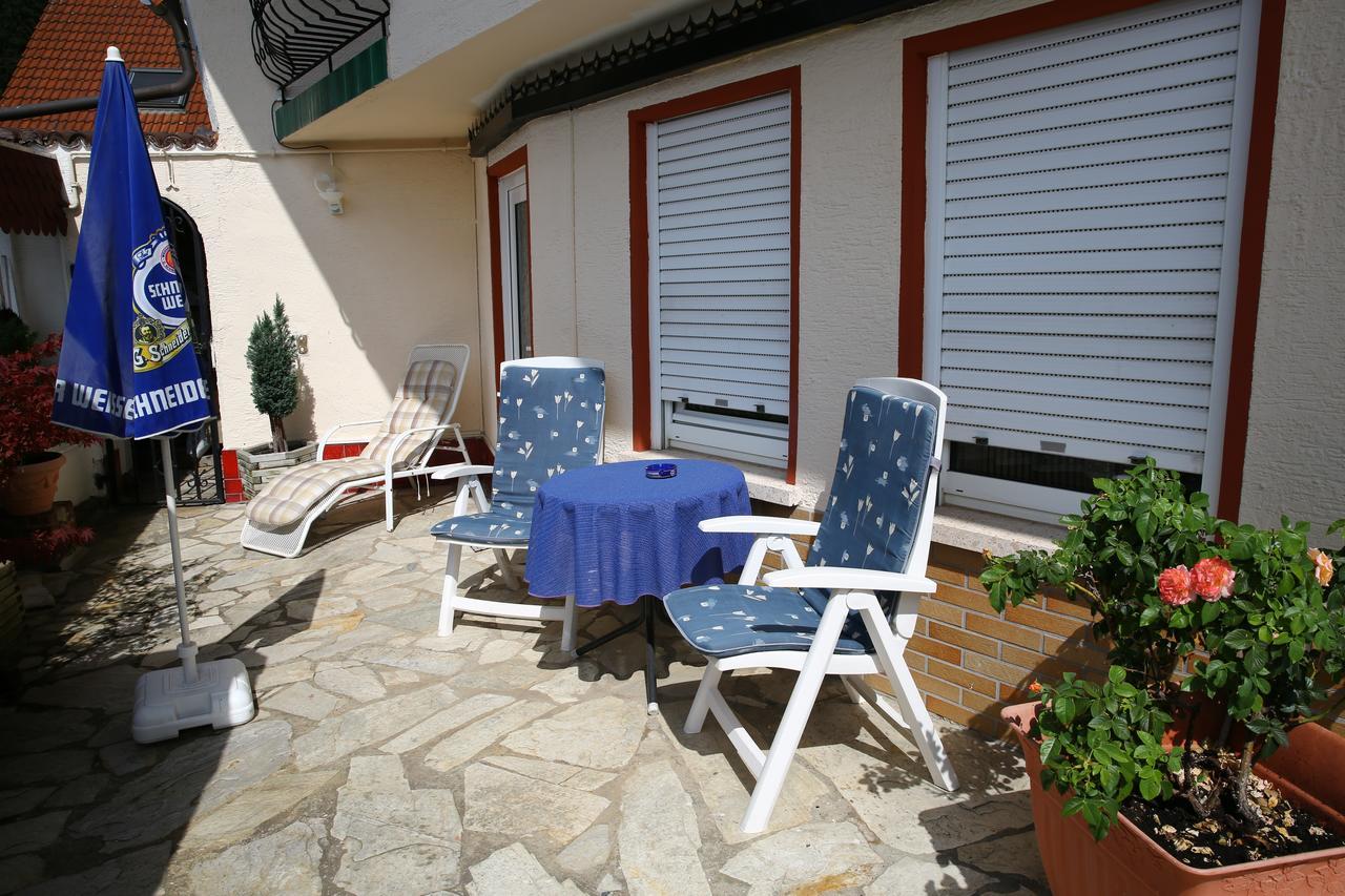 Pension Weinberg Mit Landhaus Nizza Gleisweiler Bagian luar foto