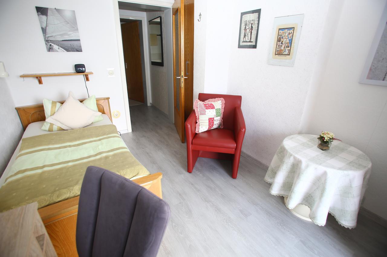 Pension Weinberg Mit Landhaus Nizza Gleisweiler Bagian luar foto