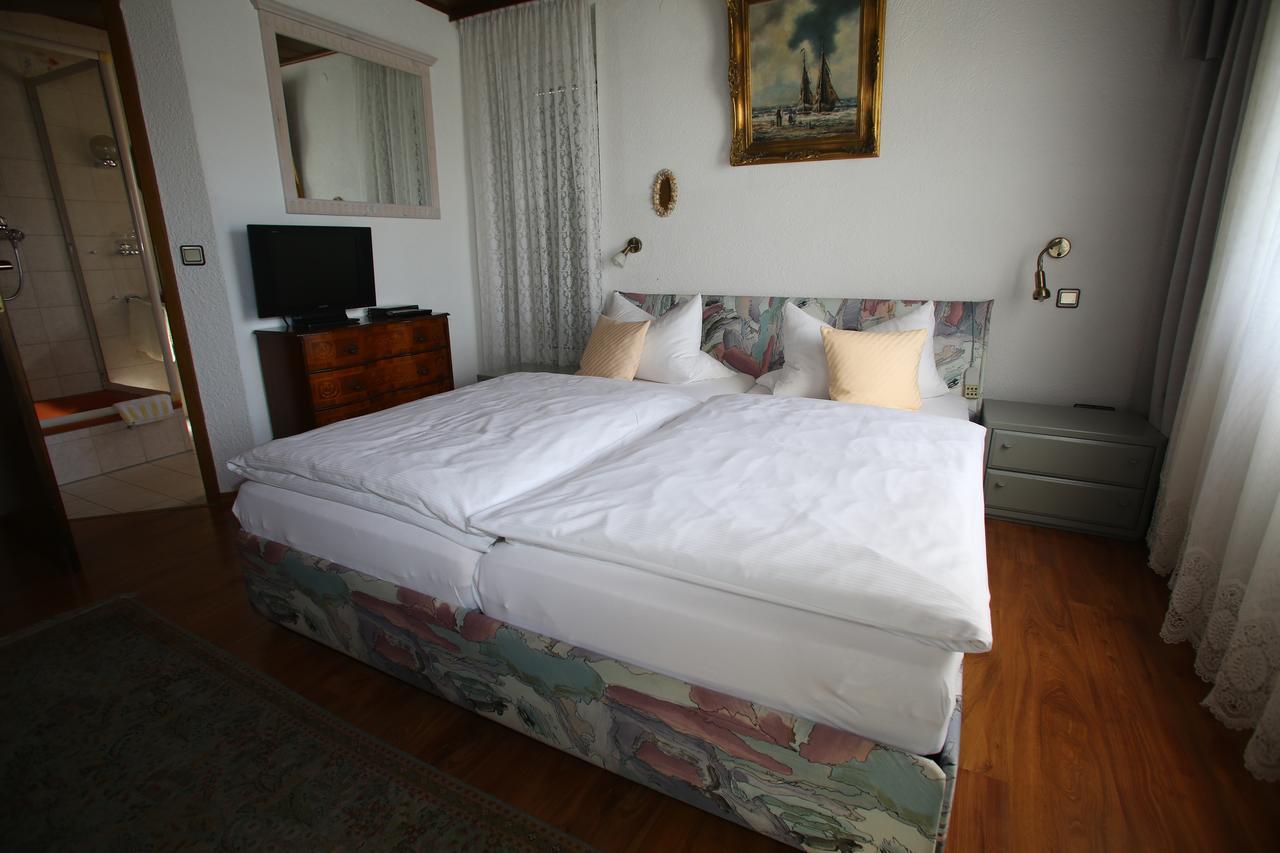 Pension Weinberg Mit Landhaus Nizza Gleisweiler Bagian luar foto